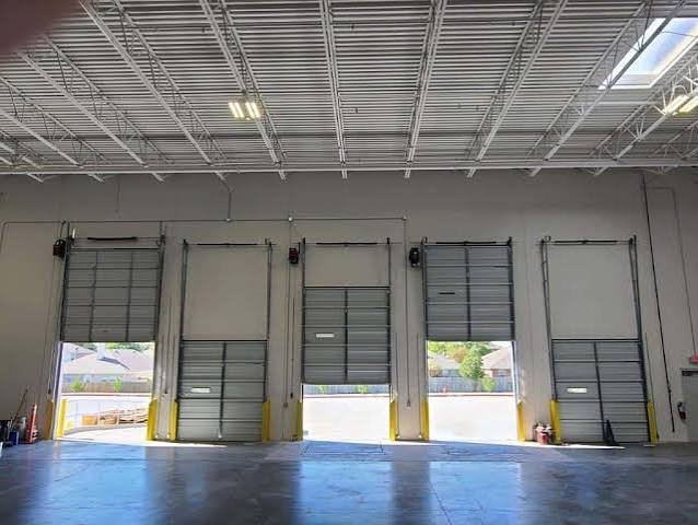 Novalink Vertical Lift Sectional Door - NovaLink.com
